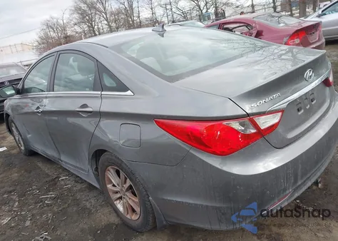 2013 Hyundai Sonata Gls z USA, uszkodzony, nr VIN 5NPEB4AC4DH543196